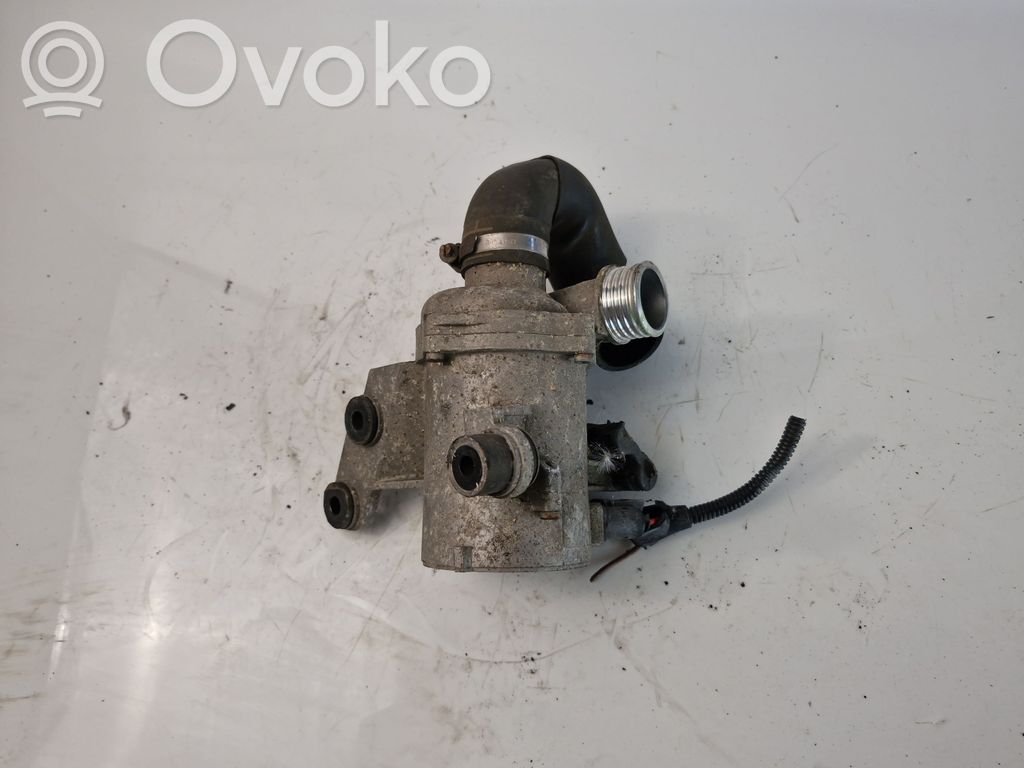 Water pump   7586928,70285302