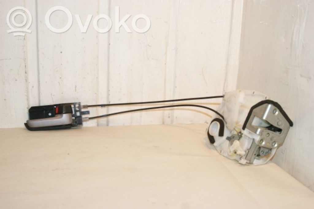 Takaoven lukko   8230180J22,8311063J30BWR