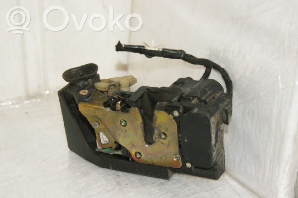 Zamek drzwi tylnych   60692263