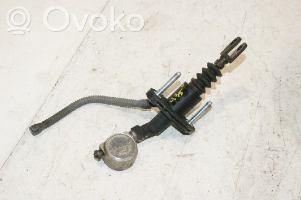 Opel Zafira B Kytkimen pääsylinteri 