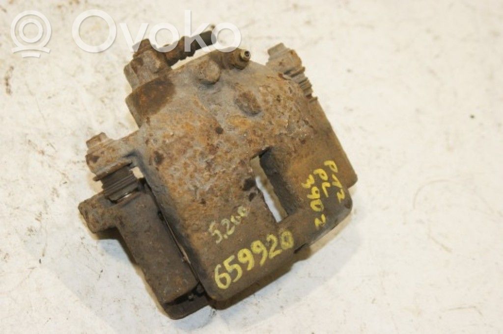 Nissan Primera Etujarrusatula 