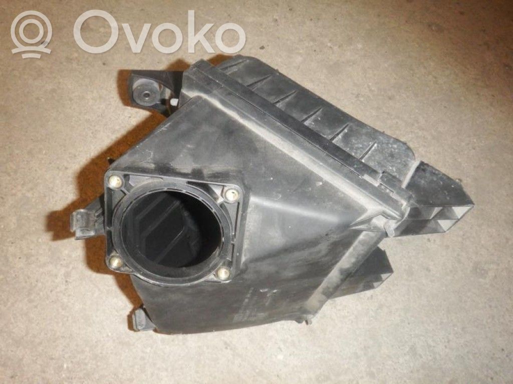 Volkswagen PASSAT B5 Luftfilterkasten 