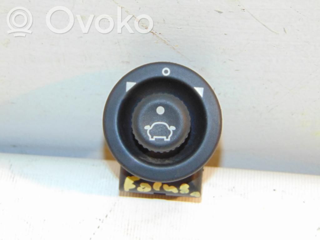 Ford Mondeo Mk III Wing mirror switch 