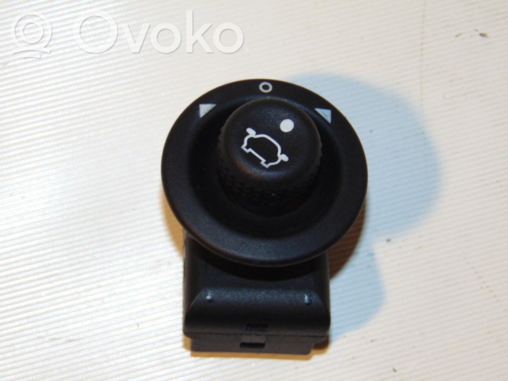 Ford Mondeo Mk III Wing mirror switch 