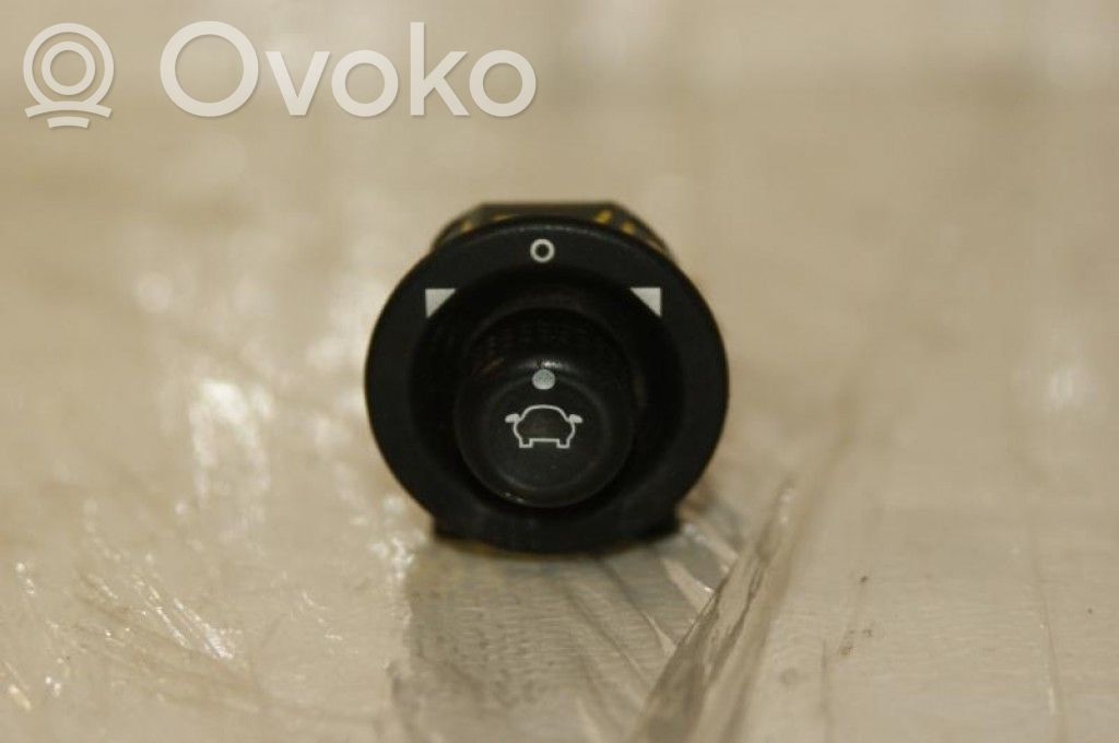 Ford Mondeo Mk III Wing mirror switch 