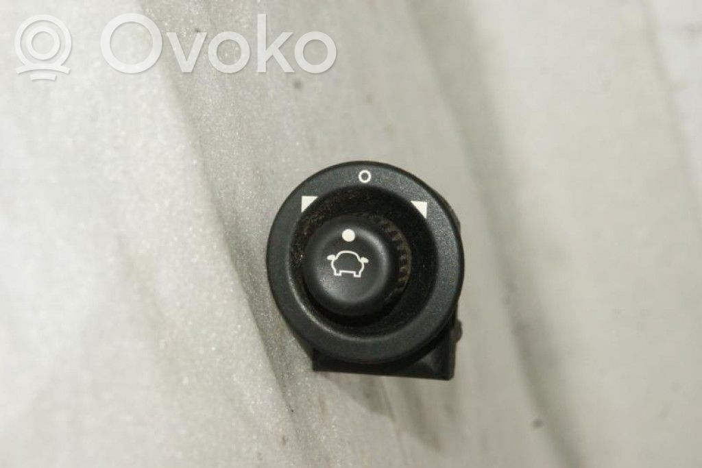 Ford Mondeo Mk III Wing mirror switch 