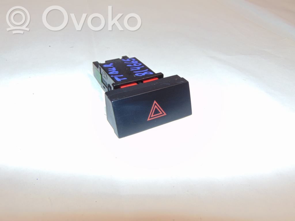 Hyundai Tiburon Botón interruptor de luz de peligro 