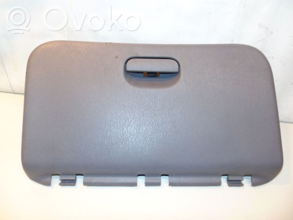 Chrysler Voyager Tapa/cubierta de la guantera 