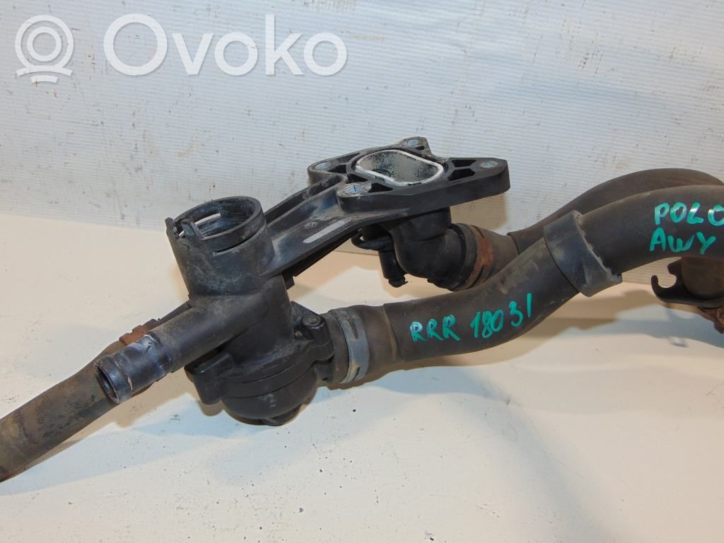 Termostat / Obudowa termostatu   03C121111B,03C121110A,03C121121C