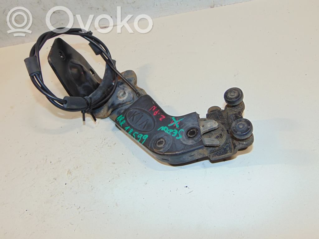 Sliding door lower roller guide/hinge   0K53B72250A