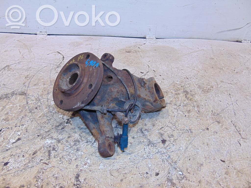 Peugeot 206 Priekšējā riteņa rumbas vārpstas šarnīrs (stupica, capfa) 