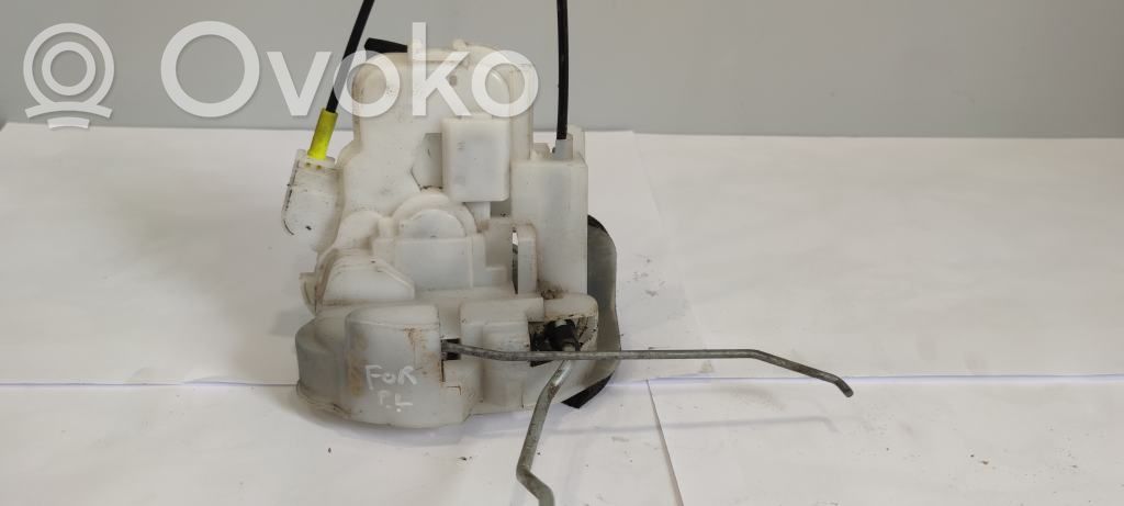 Subaru Forester SH Front door lock 