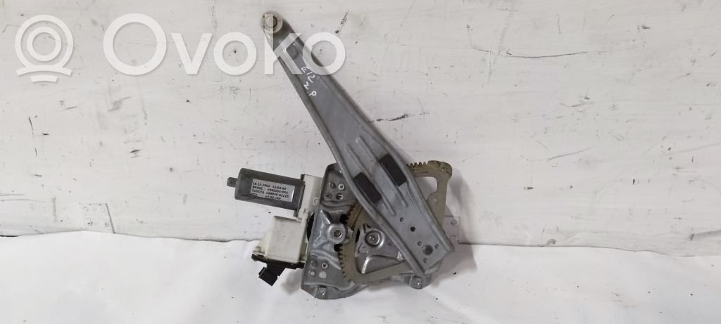 Toyota Corolla E120 E130 Regulador de puerta trasera con motor 