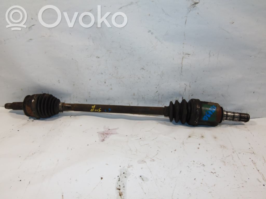 Subaru Outback Półoś przednia 