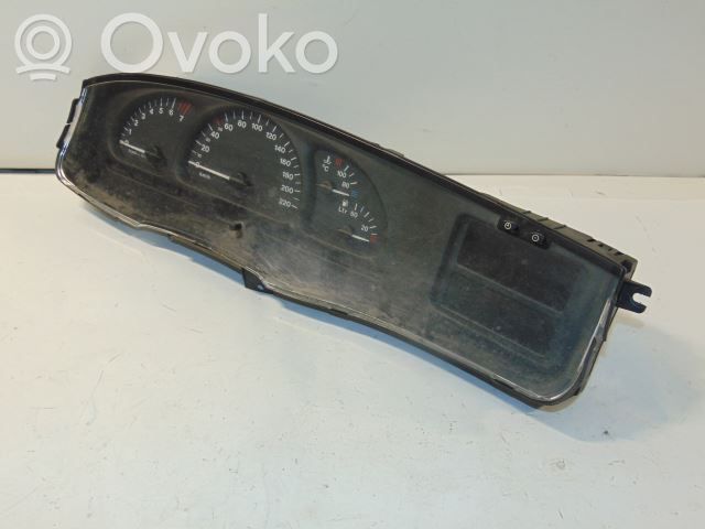 Opel Vectra B Spidometras (prietaisų skydelis) 