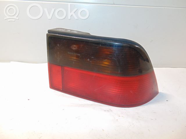 Rear/tail lights   9084047
