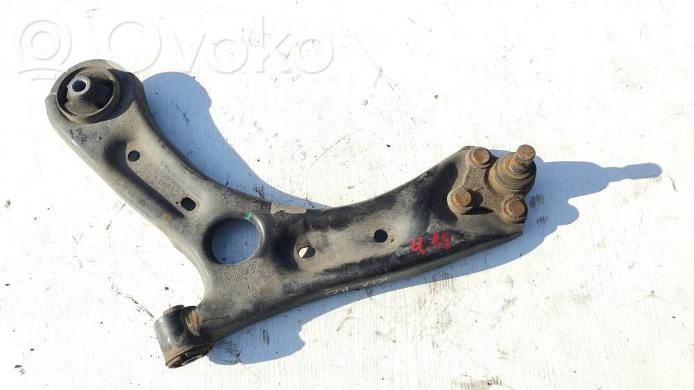 KIA Optima Front lower control arm/wishbone 