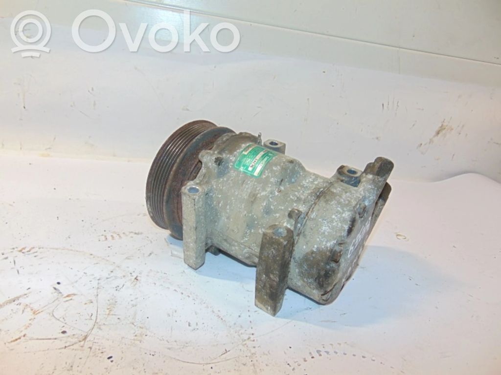 Renault Kangoo I Air conditioning (A/C) compressor (pump) 