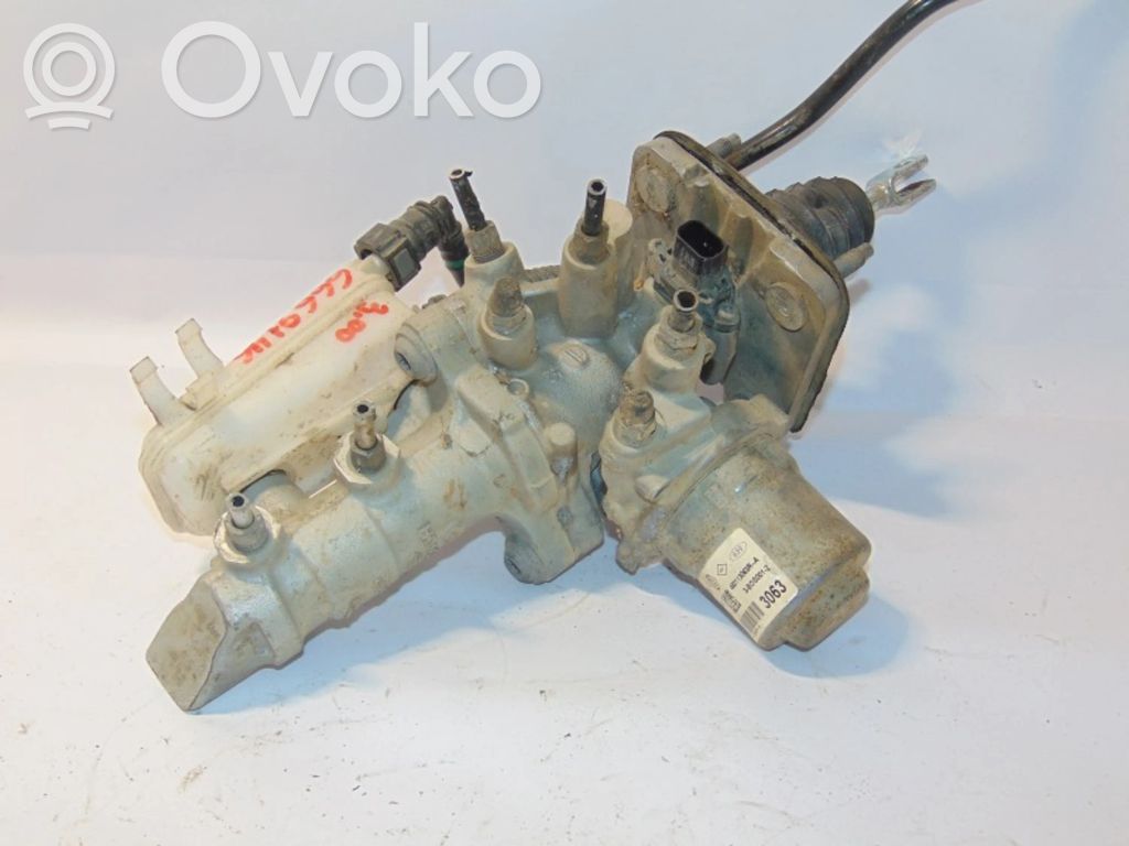 Główny cylinder hamulca   460113063R,460113063R