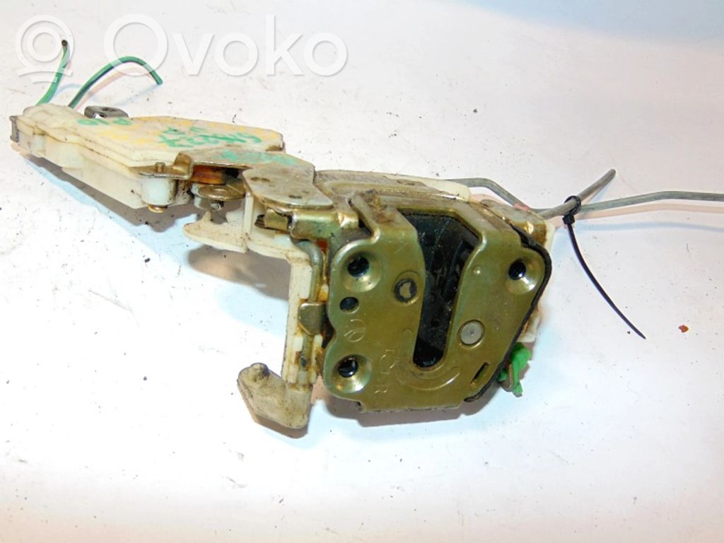 Priekšpusē slēdzene   8050286J75,8055289922