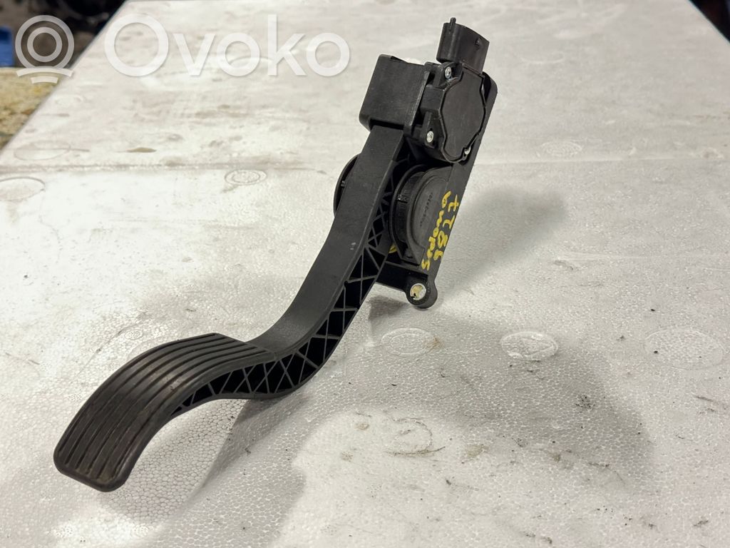 KIA Carnival Accelerator throttle pedal 