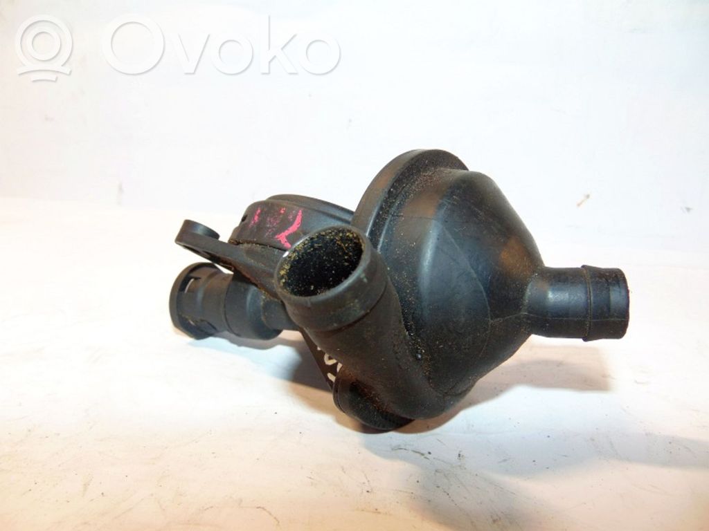 BMW 3 E46 Muut pakosarjan osat 