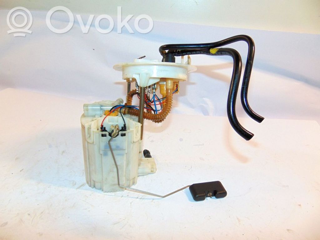 Audi A5 8T 8F Bomba interna de combustible 