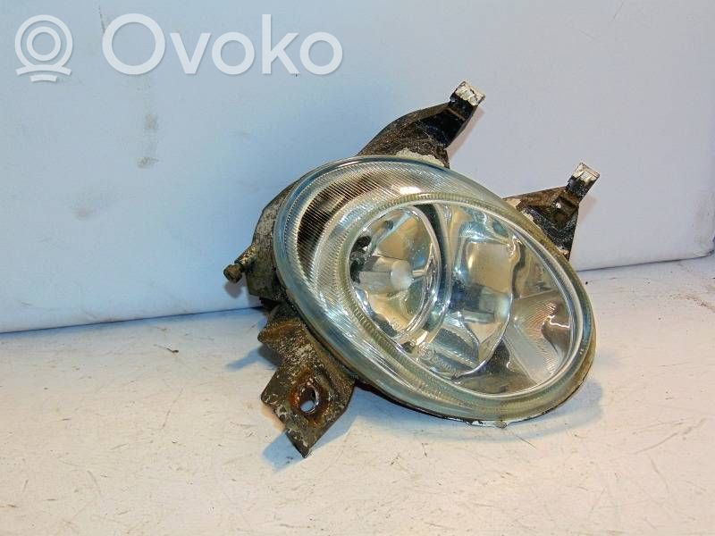 Peugeot 206 Miglas lukturis priekšā 