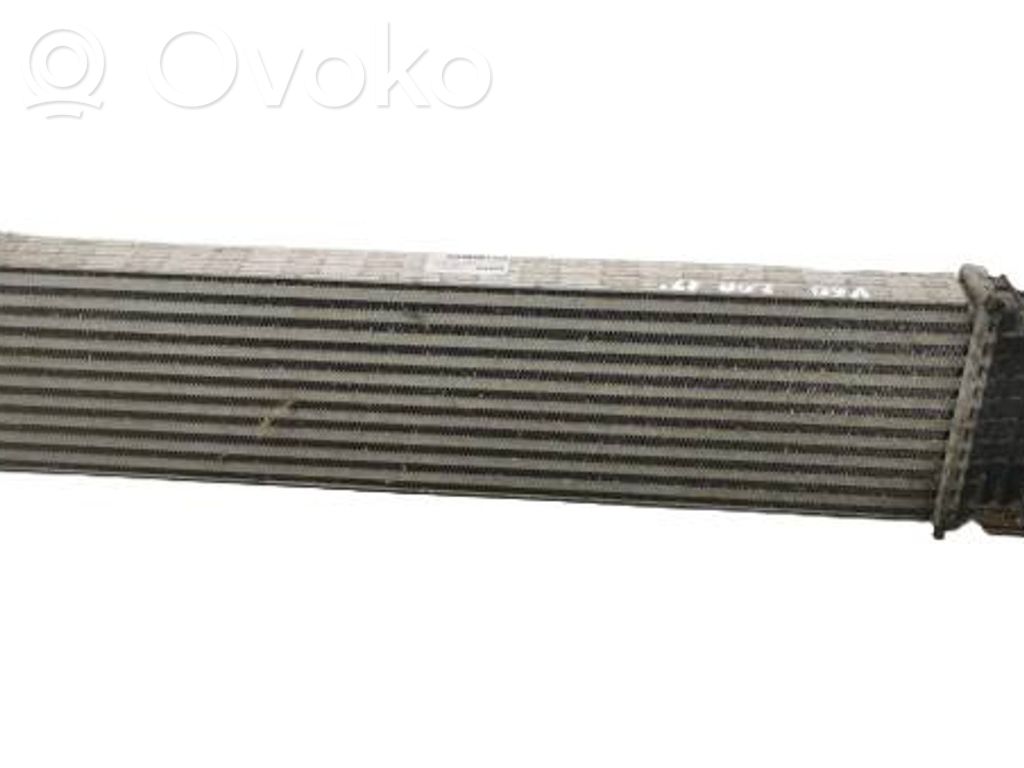 Volvo V60 Interkūlerio radiatorius 