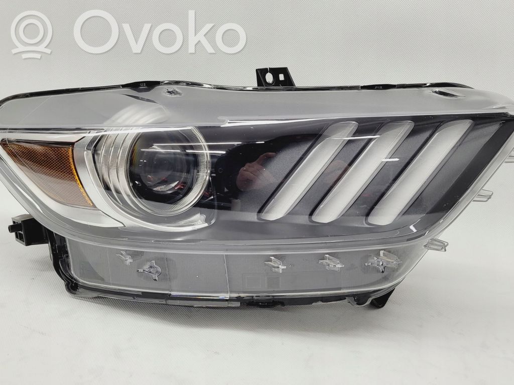Ford Mustang VI Scheinwerfer 