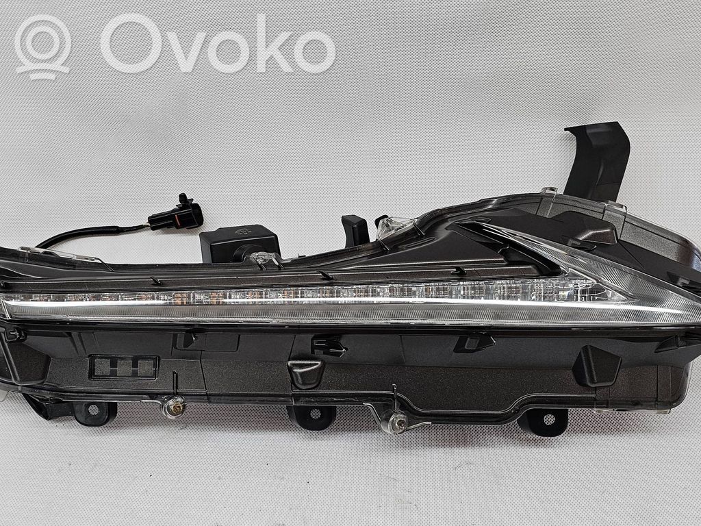 Headlight/headlamp   7835