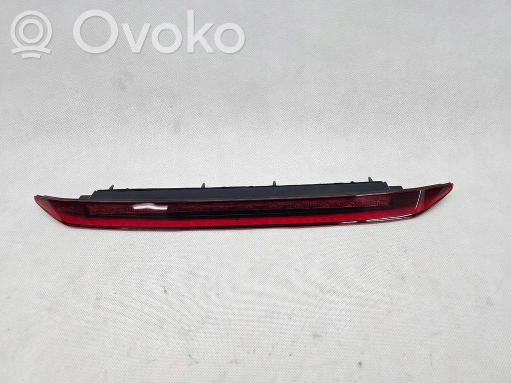 Volvo XC60 Third/center stoplight 