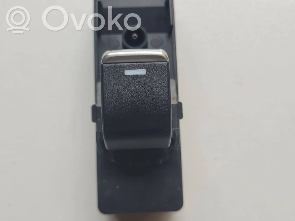 Electric window control switch   GMM666370,4325T2,5AB131EB05