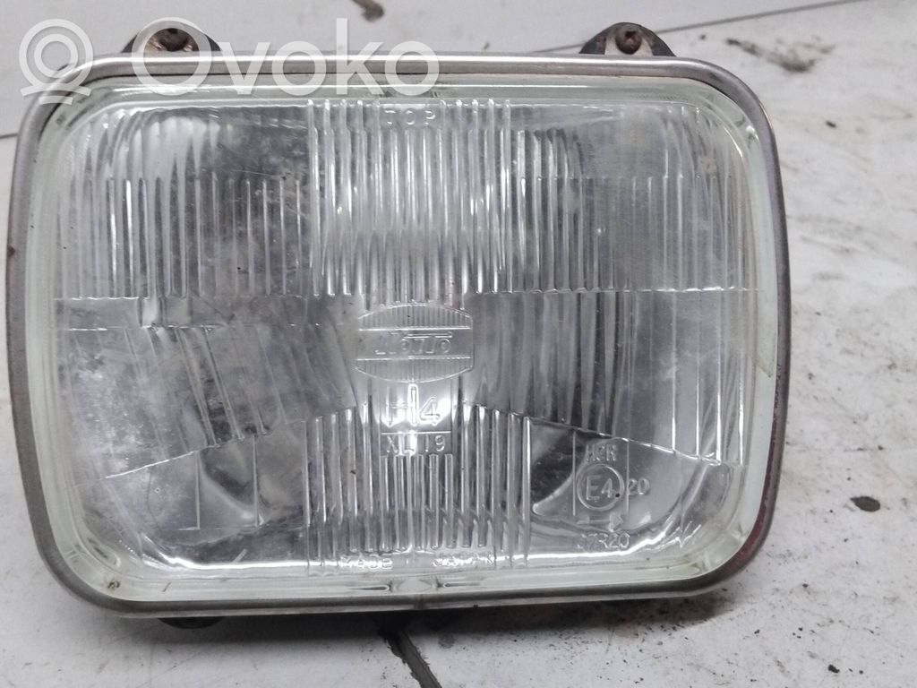 Headlight/headlamp   E420,107R20