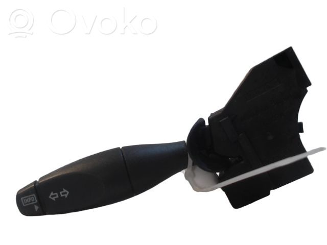 Ford Mondeo Mk III Manetka / Przełącznik kierunkowskazów 