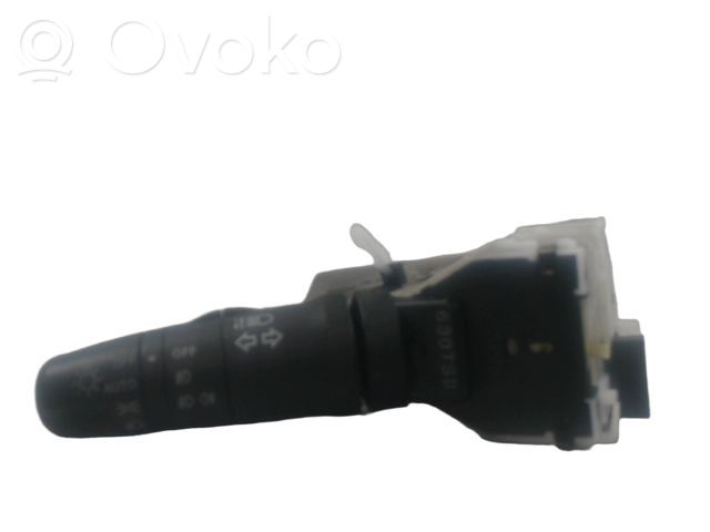 Suuntavilkun vipu   25540ED50A,25540ED50A