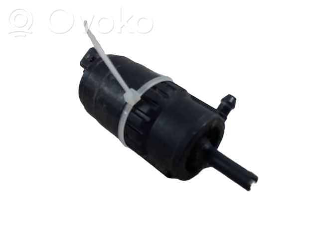 Fiat 500 Windscreen/windshield washer pump 