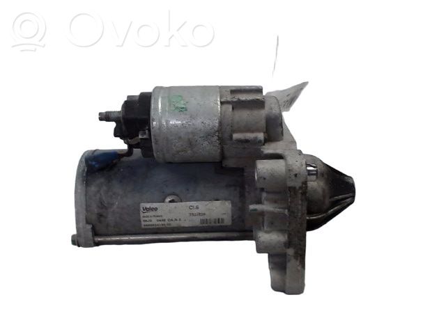 Motor de arranque   5802AE,020244,101391,101391V,10439747,106418,11090062,11439747,12004,12417794971,12417803514,12417805098,14130057,14130074,253446,300057112,3100,3110069K00,33275N,438189,458237,4857D,5802AE,5802AF,5802AFP,5802AG,5802AGC,5802CE,5802X4,60151650,60151651,60800420,726890,88213233,910085,943213911010,9646694080,9662854180,966285418000,966285418002,9664854180,A77880,AEY2275,BST2657,CS1391,CST15165AS,CST15165GS,DRS0085,EF15800,LRS02275,MSQ0260,PRSW314,RE83604N,S3057,ST1578,STRW314,SVA165,SVA165A,TC9073,TS22E26