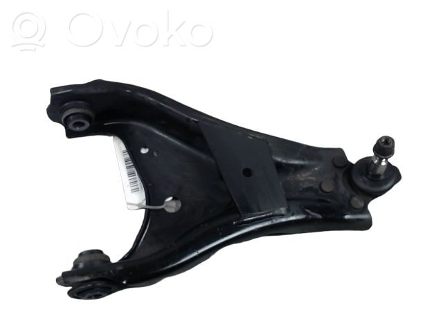 Dacia Duster Priekinė šakė 