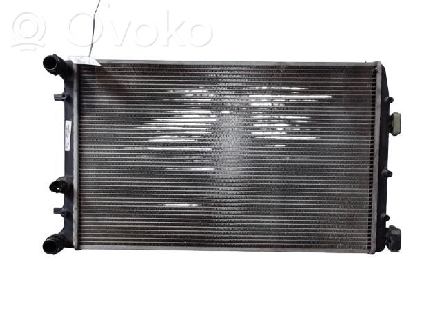 Volkswagen Polo IV 9N3 Coolant radiator 
