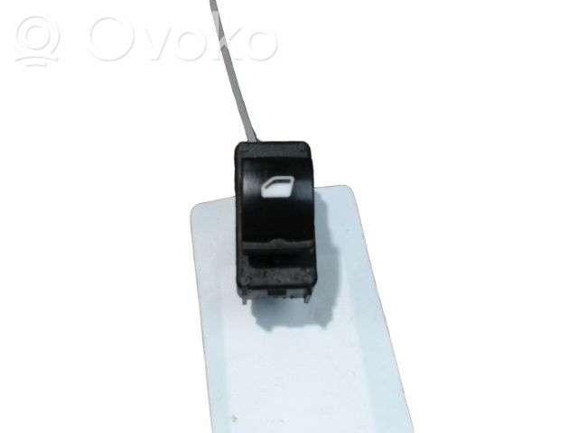 Electric window control switch   96657927ZD,96657927ZD