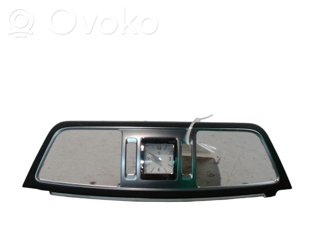 Mercedes-Benz E C207 W207 Clock 