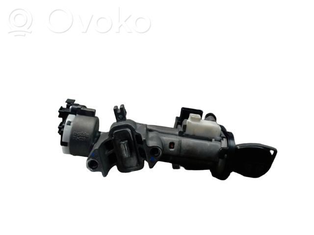 Suzuki Celerio Užvedimo spynelė 