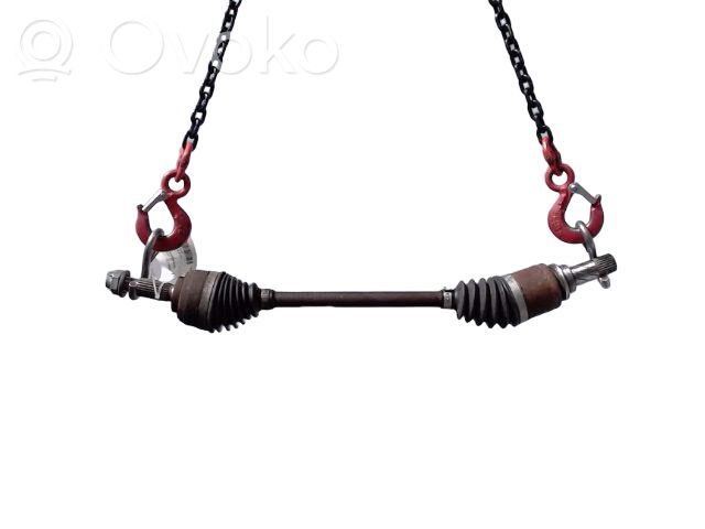 Renault Clio IV Front driveshaft 