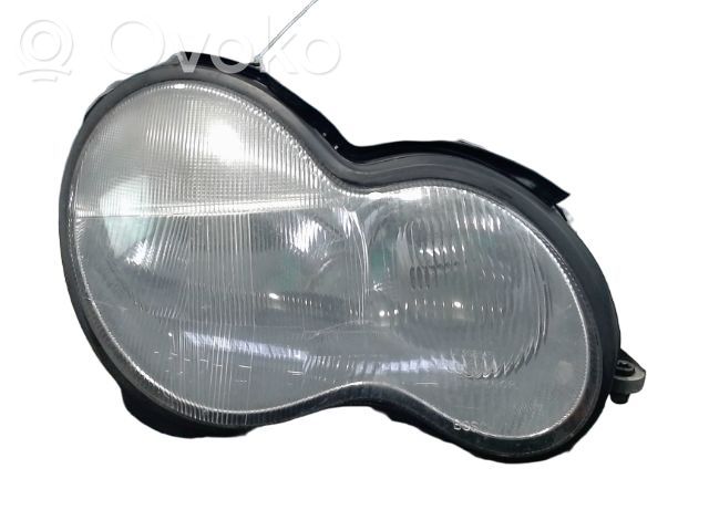 Mercedes-Benz C W203 Lampa przednia 
