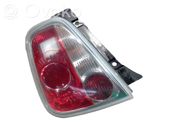Fiat 500 Lampa tylna 