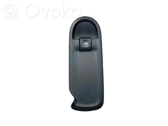 Dacia Duster Electric window control switch 