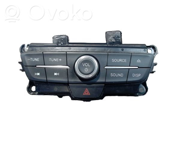 Head unit multimedia control   2002936,2002936