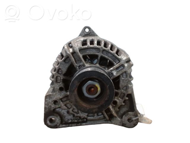 Renault Clio III Generator/alternator 