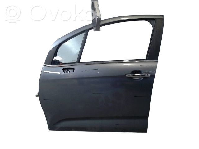 Priekinės durys   9002AZ,9002AZ